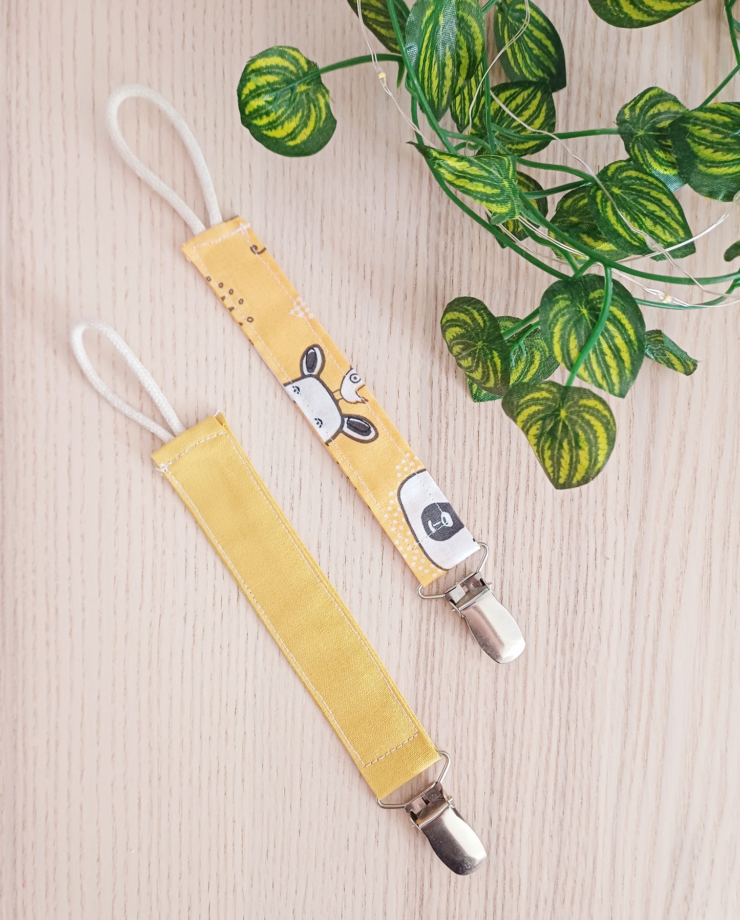 Lot de 2 attaches tétines