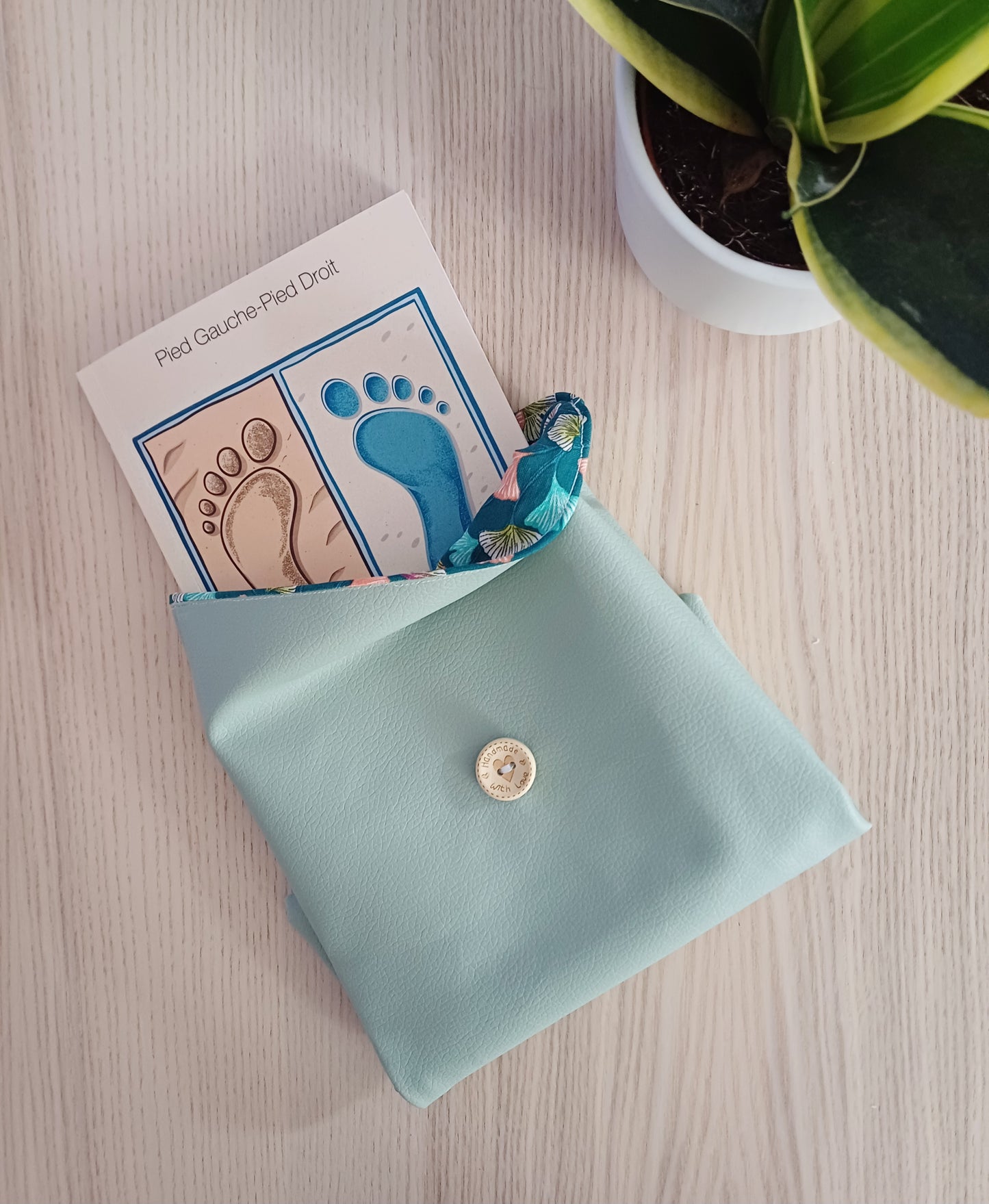 Pochette à livre- fermeture à rabat