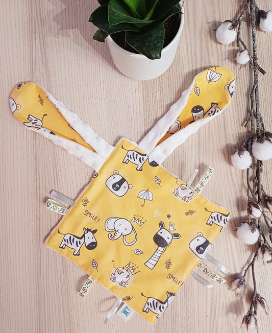 Doudou étiquettes oreilles de lapin